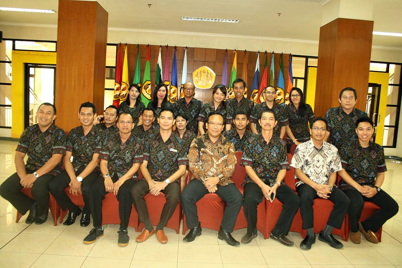 Chiroyli ayollarning sikilgan suratlari